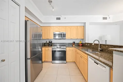 6861 SW 44th Street Miami FL 33155