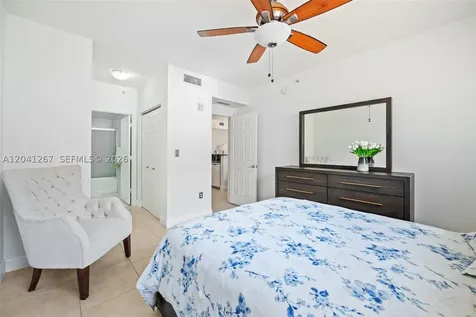 6861 SW 44th Street Miami FL 33155