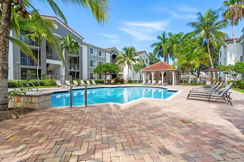 6861 SW 44th Street Miami FL 33155