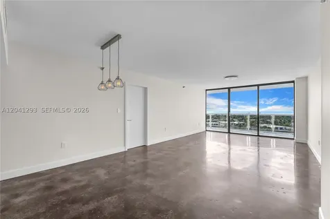 20515 E Country Club Drive Aventura FL 33180