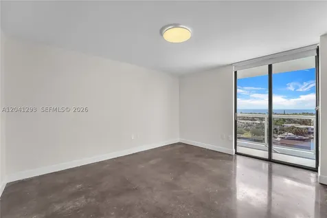 20515 E Country Club Drive Aventura FL 33180