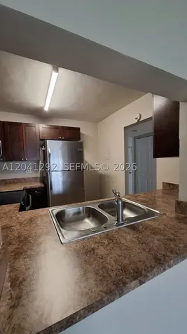 496 NW 165th St Road Miami FL 33169