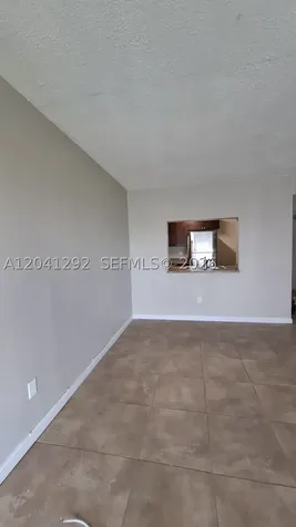 496 NW 165th St Road Miami FL 33169