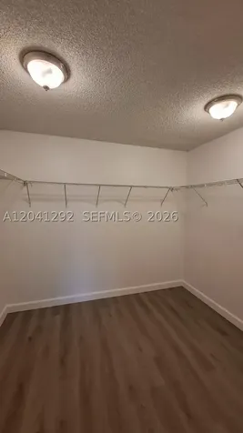 496 NW 165th St Road Miami FL 33169