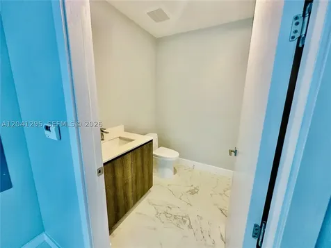 17550 Collins Avenue Sunny Isles Beach FL 33160