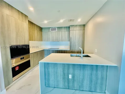 17550 Collins Avenue Sunny Isles Beach FL 33160