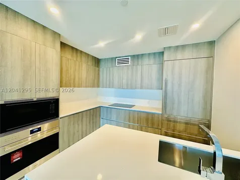 17550 Collins Avenue Sunny Isles Beach FL 33160