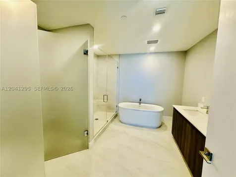 17550 Collins Avenue Sunny Isles Beach FL 33160