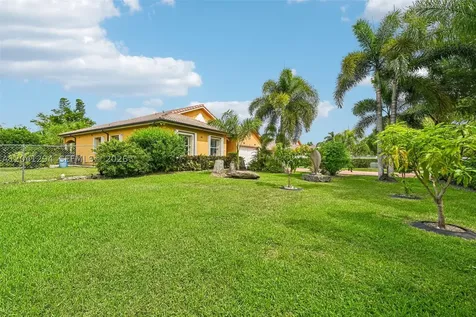 21401 SW 187th Avenue Miami FL 33187