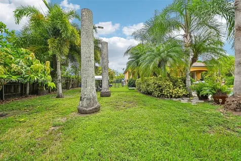 21401 SW 187th Avenue Miami FL 33187