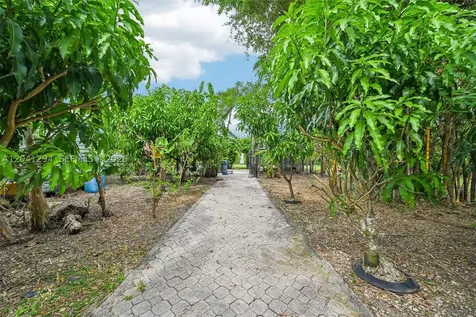 21401 SW 187th Avenue Miami FL 33187