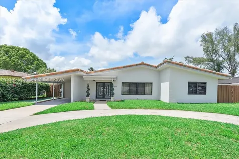 2531 NE 195th Street Miami FL 33180
