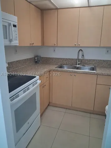 4675 W 18th Court Hialeah FL 33012