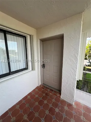379 Lakeview Drive Weston FL 33326