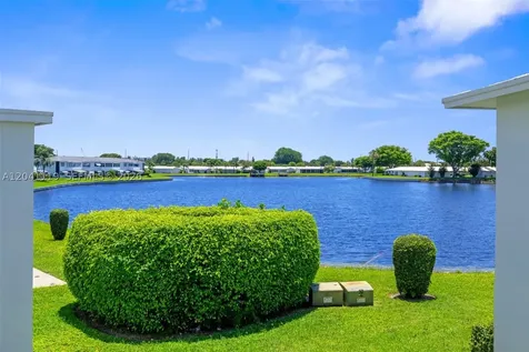 1116 Lake Terrace Boynton Beach FL 33426