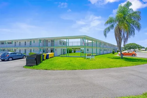 1116 Lake Terrace Boynton Beach FL 33426