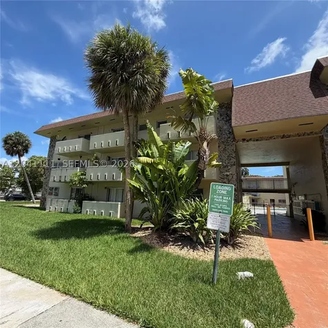 7505 SW 82nd Street Miami FL 33143