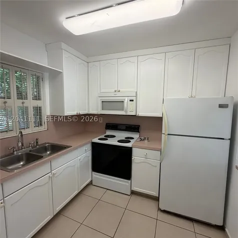 7505 SW 82nd Street Miami FL 33143