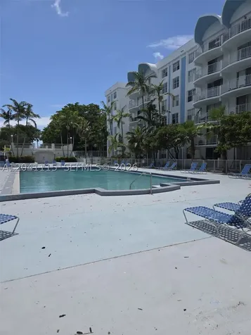 496 NW 165th St Road Miami FL 33169