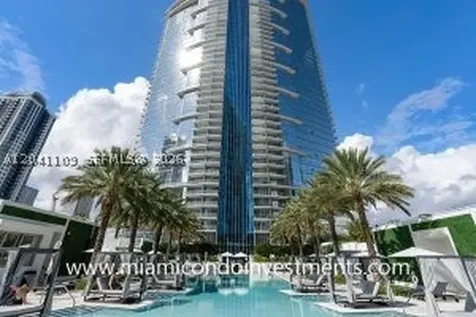 851 NE 1st Avenue Miami FL 33132