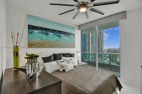 900 Biscayne Boulevard Miami FL 33132