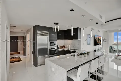 900 Biscayne Boulevard Miami FL 33132