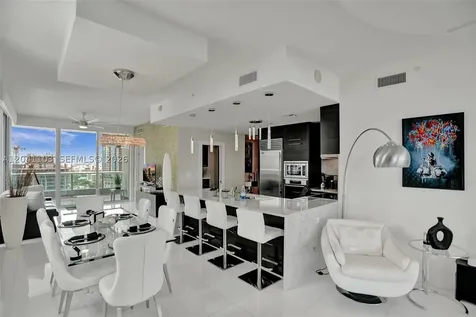 900 Biscayne Boulevard Miami FL 33132