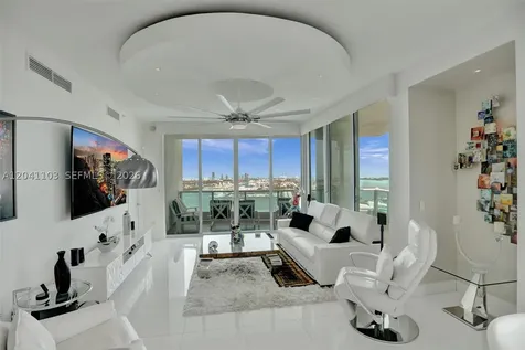 900 Biscayne Boulevard Miami FL 33132