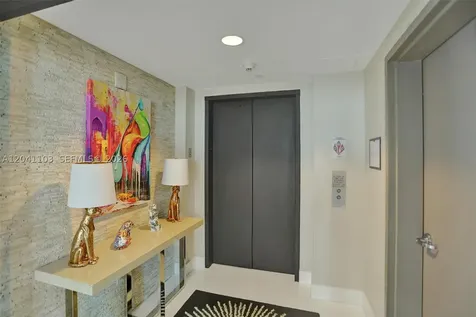 900 Biscayne Boulevard Miami FL 33132