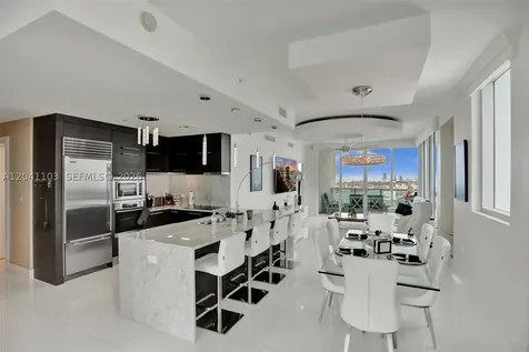 900 Biscayne Boulevard Miami FL 33132