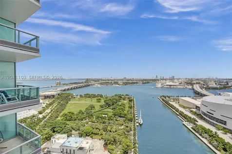 900 Biscayne Boulevard Miami FL 33132
