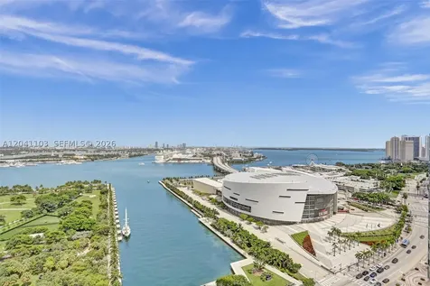 900 Biscayne Boulevard Miami FL 33132