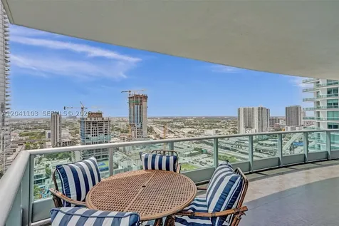 900 Biscayne Boulevard Miami FL 33132