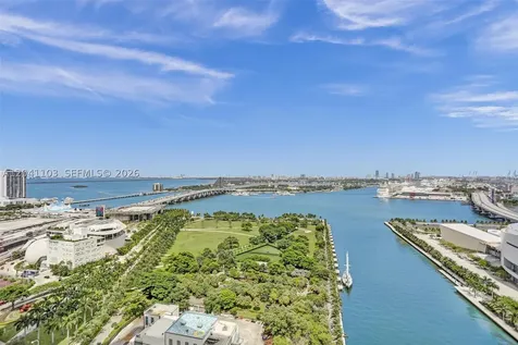 900 Biscayne Boulevard Miami FL 33132