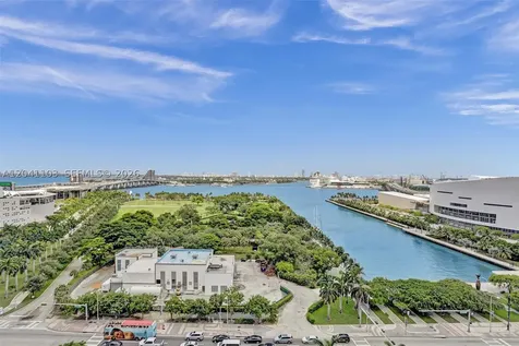 900 Biscayne Boulevard Miami FL 33132