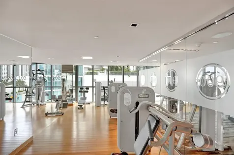 900 Biscayne Boulevard Miami FL 33132