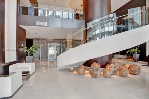 900 Biscayne Boulevard Miami FL 33132