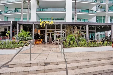 900 Biscayne Boulevard Miami FL 33132