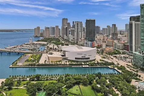 900 Biscayne Boulevard Miami FL 33132