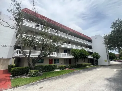 3571 Inverrary Drive Lauderhill FL 33319