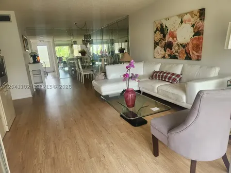 3571 Inverrary Drive Lauderhill FL 33319