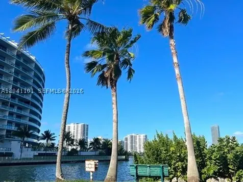 3165 NE 184th Street Aventura FL 33160