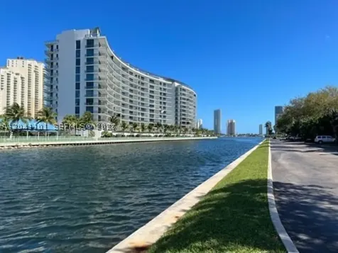3165 NE 184th Street Aventura FL 33160