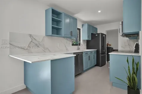 211 Washington Drive Coral Gables FL 33133