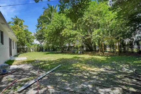 211 Washington Drive Coral Gables FL 33133
