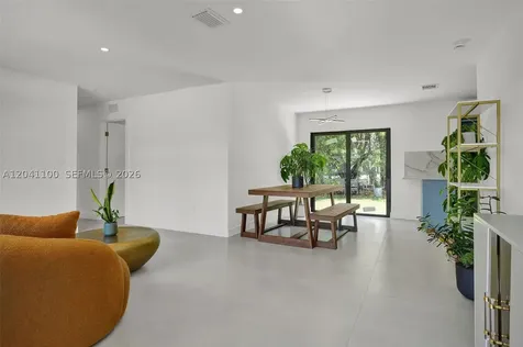 211 Washington Drive Coral Gables FL 33133
