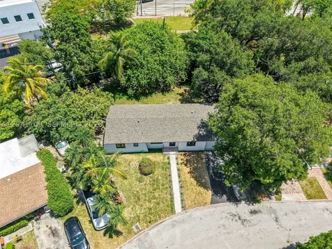 211 Washington Drive Coral Gables FL 33133