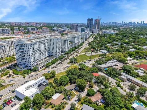 211 Washington Drive Coral Gables FL 33133