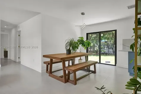211 Washington Drive Coral Gables FL 33133