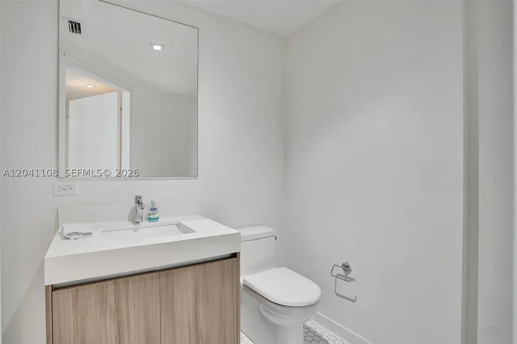 401 N Birch Road Fort Lauderdale FL 33304